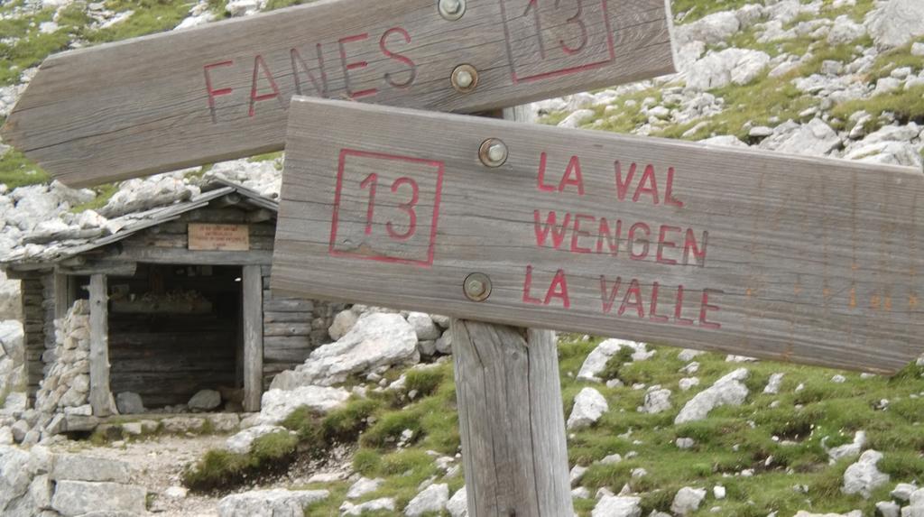 Ciasa Raut Apartman La Valle Kültér fotó