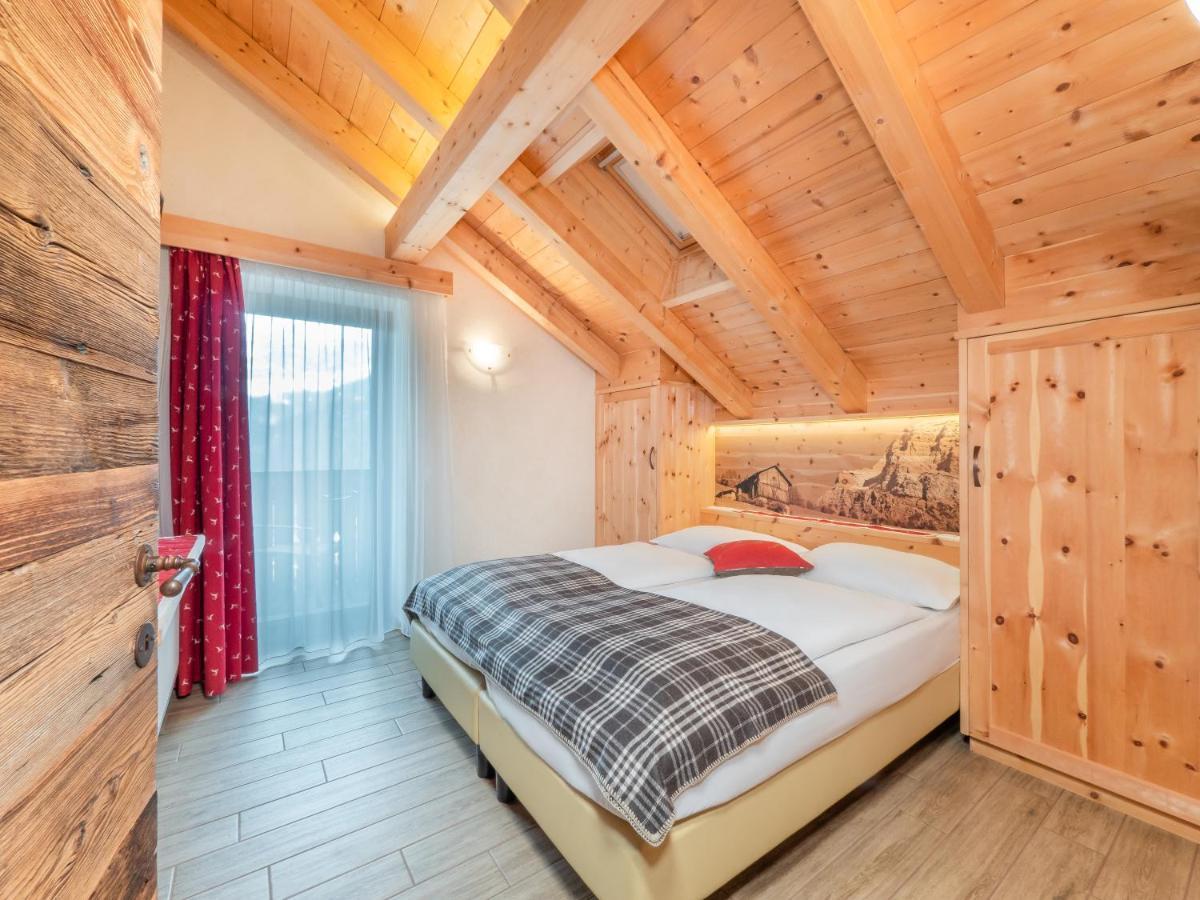 Ciasa Raut Apartman La Valle Kültér fotó