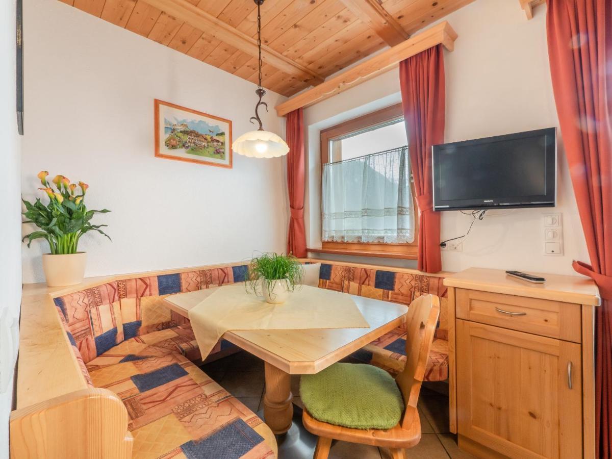 Ciasa Raut Apartman La Valle Kültér fotó