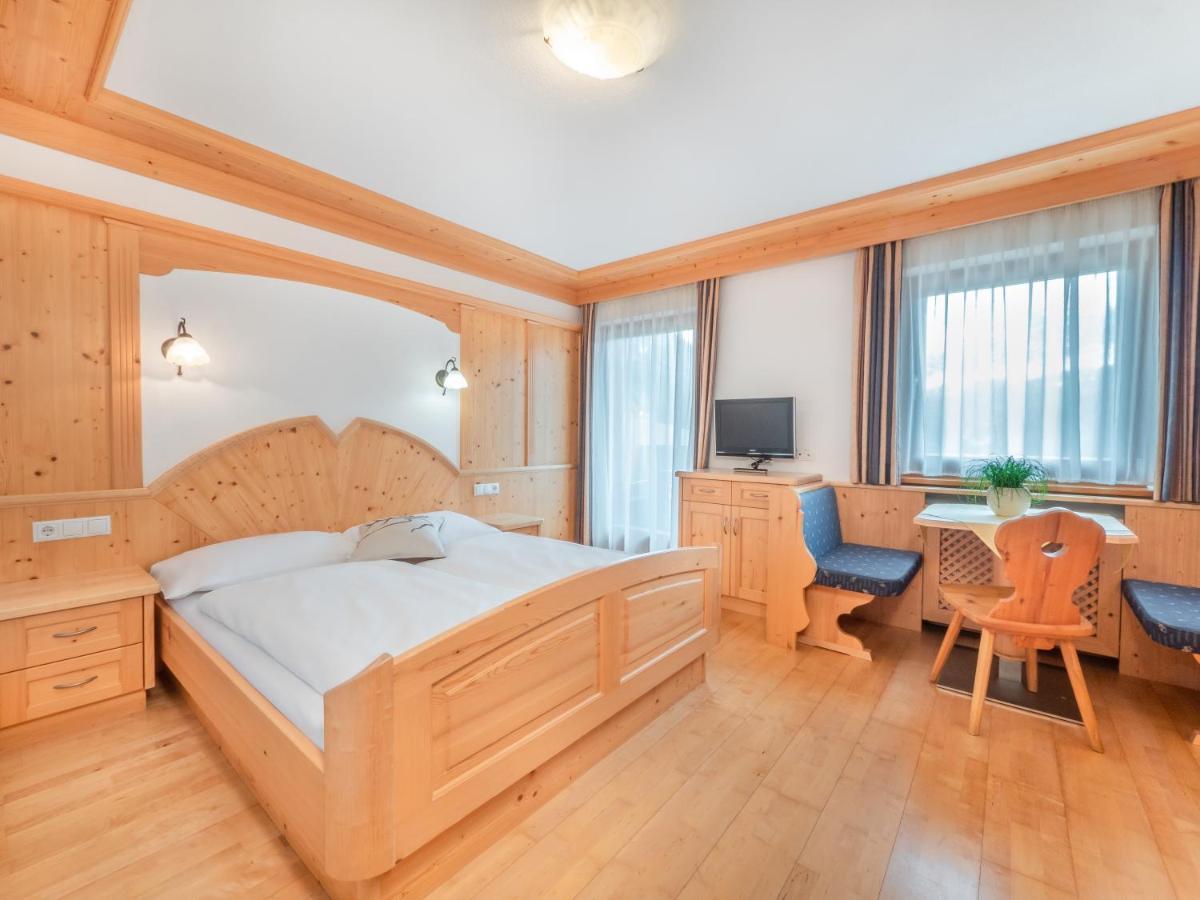 Ciasa Raut Apartman La Valle Kültér fotó